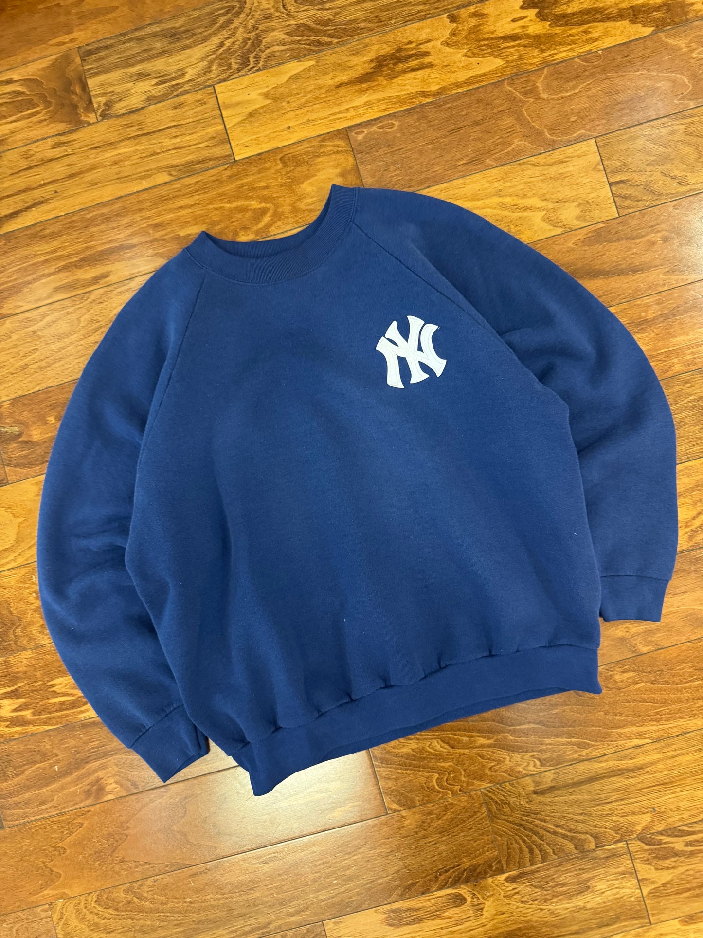 90s Yankees Blue Essential Embroidered Crewneck (L)