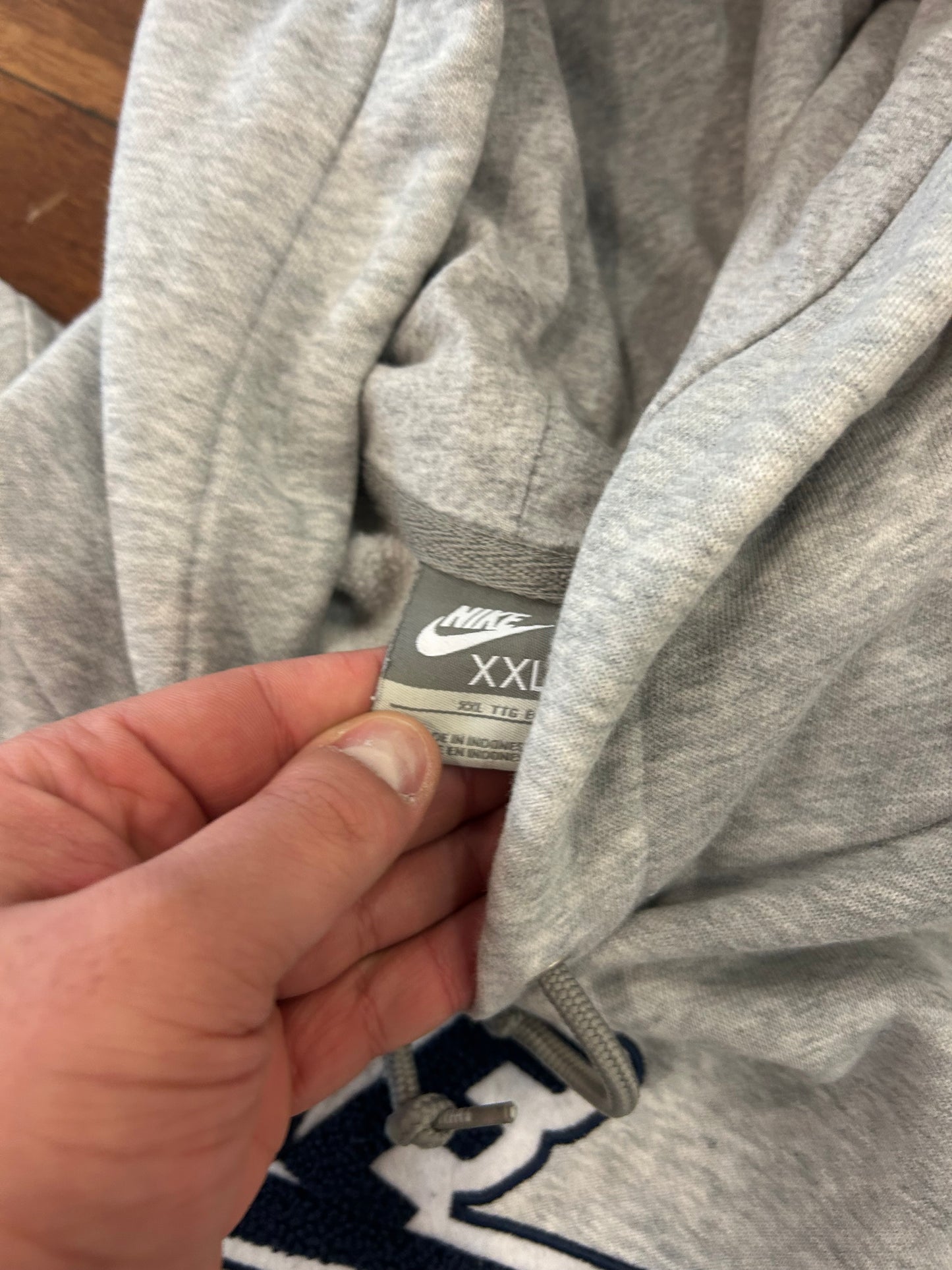 00s Nike Embroidered Gray Hoodie (XXL)