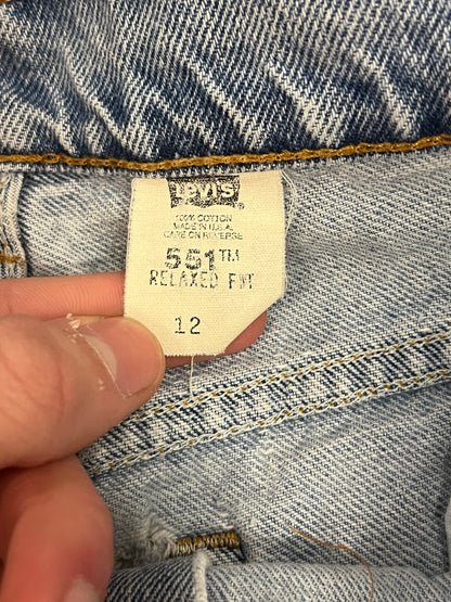 90s Levi's 551 Women's Jean Shorts (30)