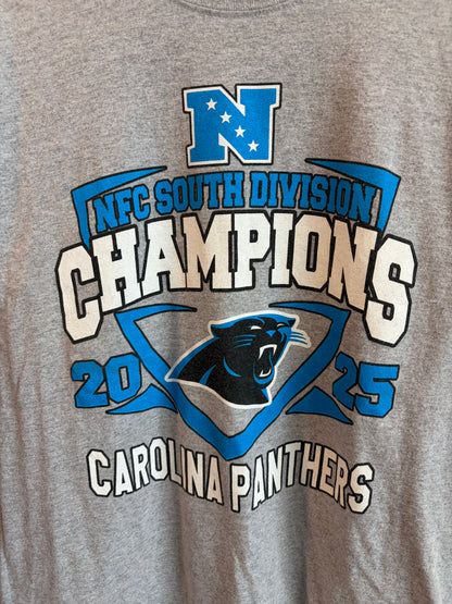 2025 Carolina Panthers NFC South Division Champions Tee (M)