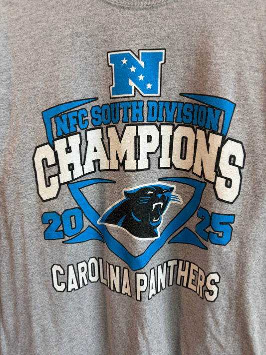 2025 Carolina Panthers NFC South Division Champions Tee (M)