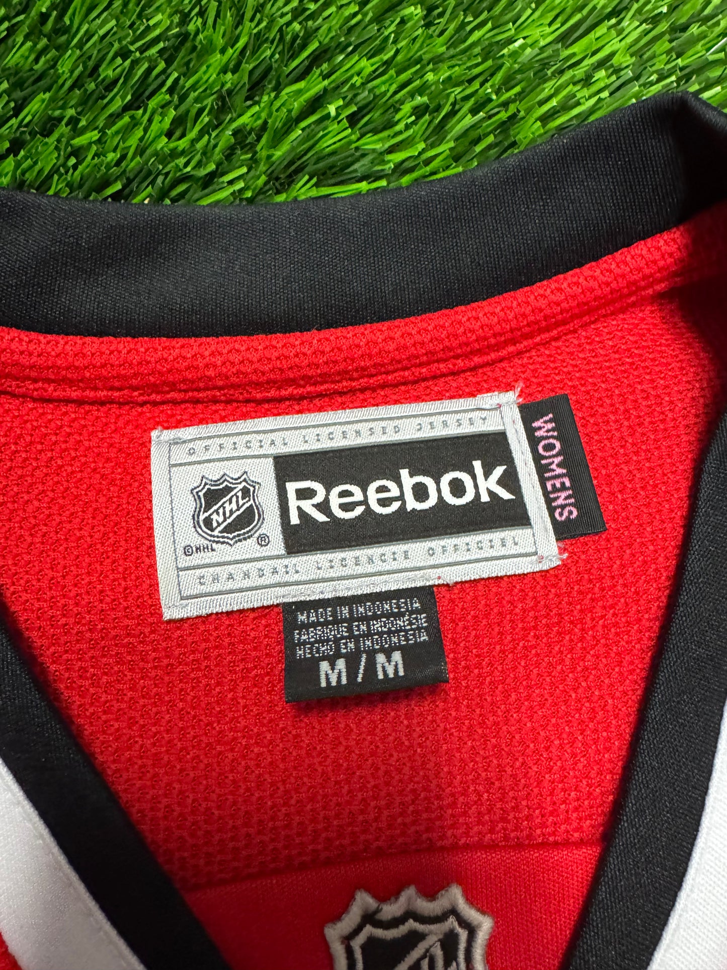 00s Chicago Blackhawks Reebok Women's NHL Hockey Jersey (M)