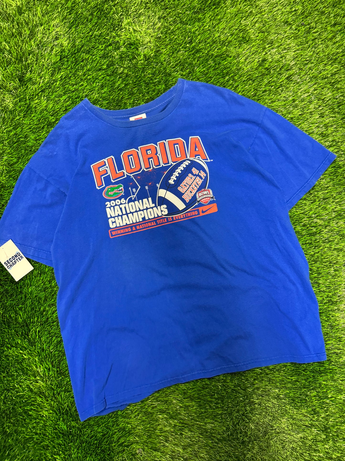 2006 University of Florida (UF) Vintage Gators Football Nike Tee (XL)