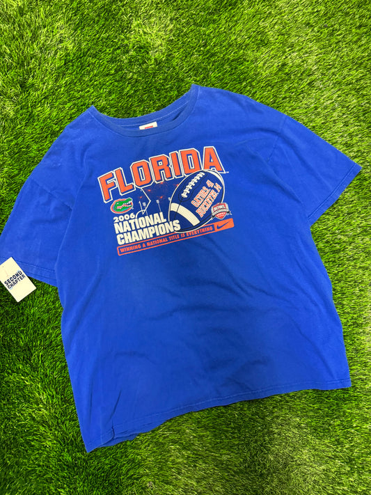 2006 University of Florida (UF) Vintage Gators Football Nike Tee (XL)