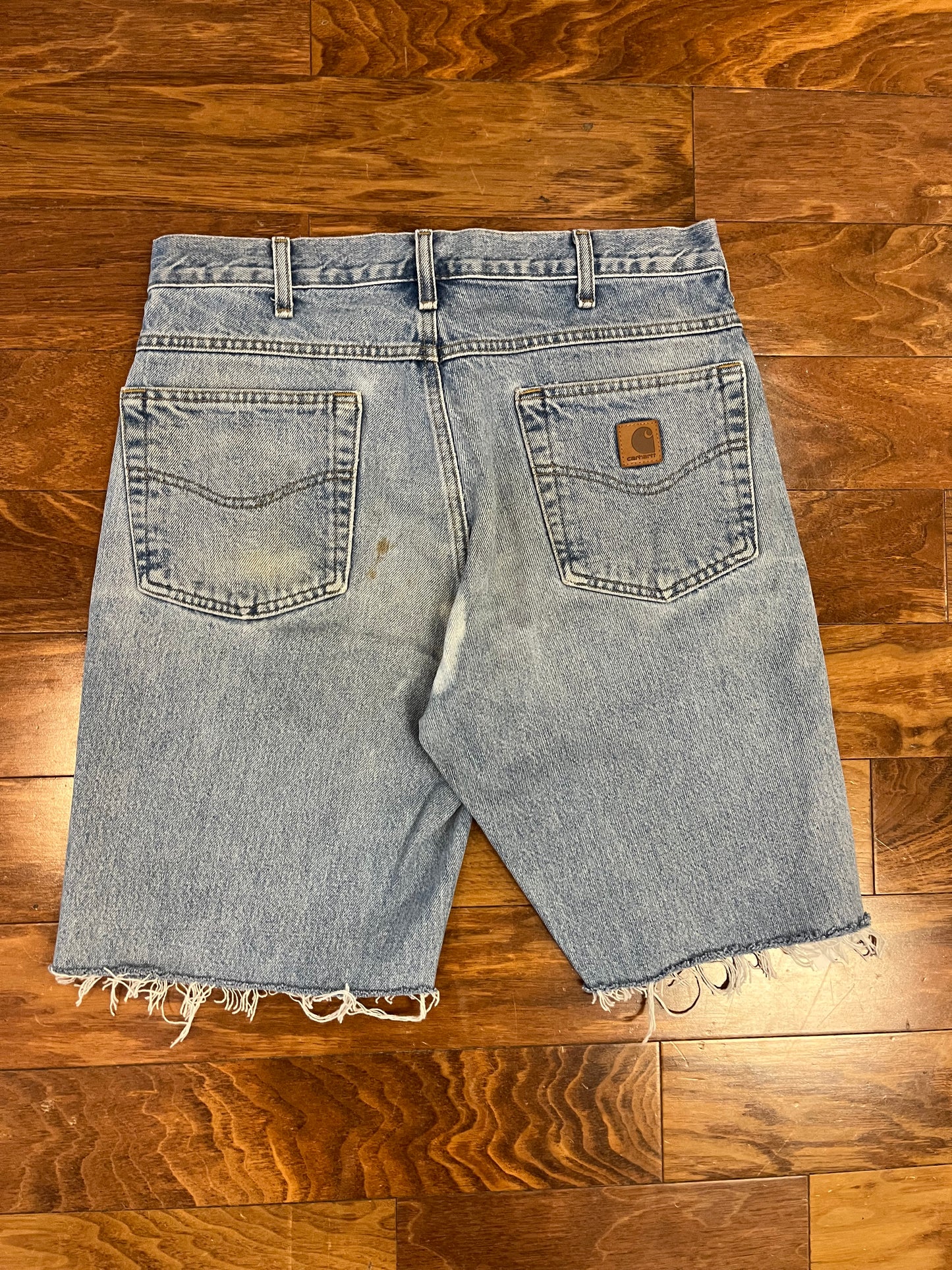 2021 Light Wash Carhartt Shorts (33)
