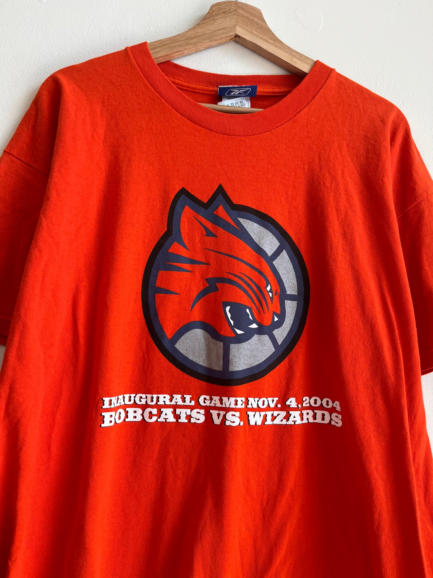 2004 Charlotte Bobcats Logo ReebokOrange Tee v Wizards (XL)