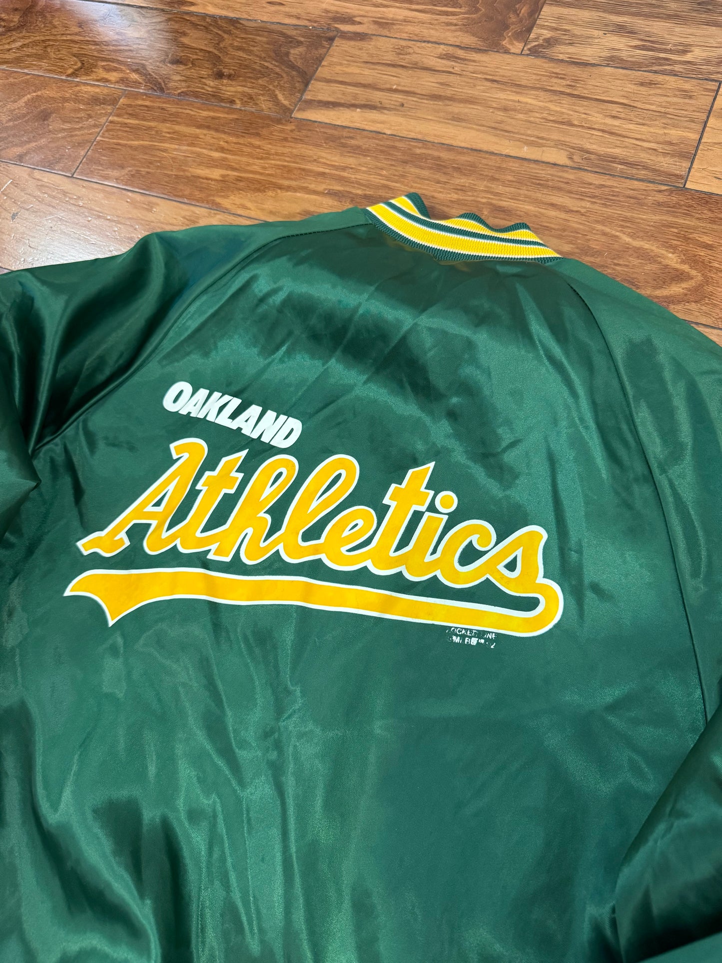 1992 Oakland Athletics Vintage Locker Line Satin Jacket (M)