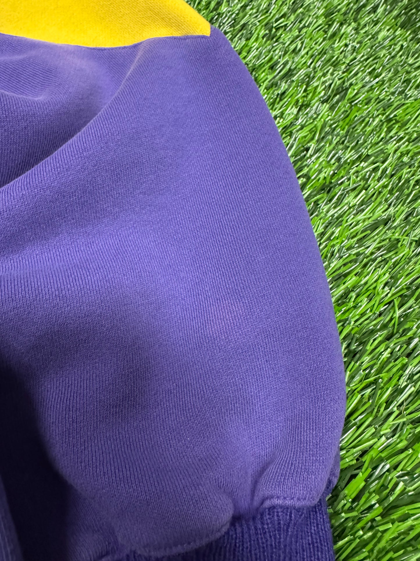 90s Utah Jazz Starter Purple Rare Starter Vintage Crewneck (XL)