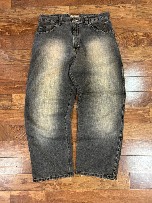 00s Evolution Baggy Faded Jeans (38 x 32)