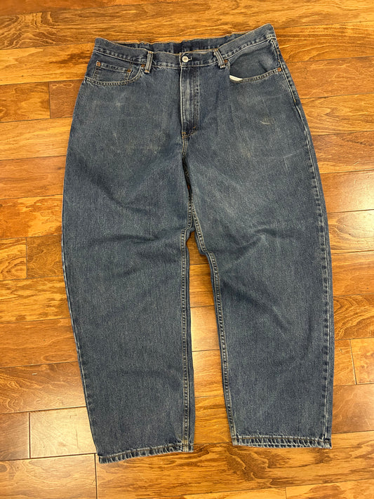 00s Levi's 560 Baggy Fit Dark Wash Jeans (38 x 30)