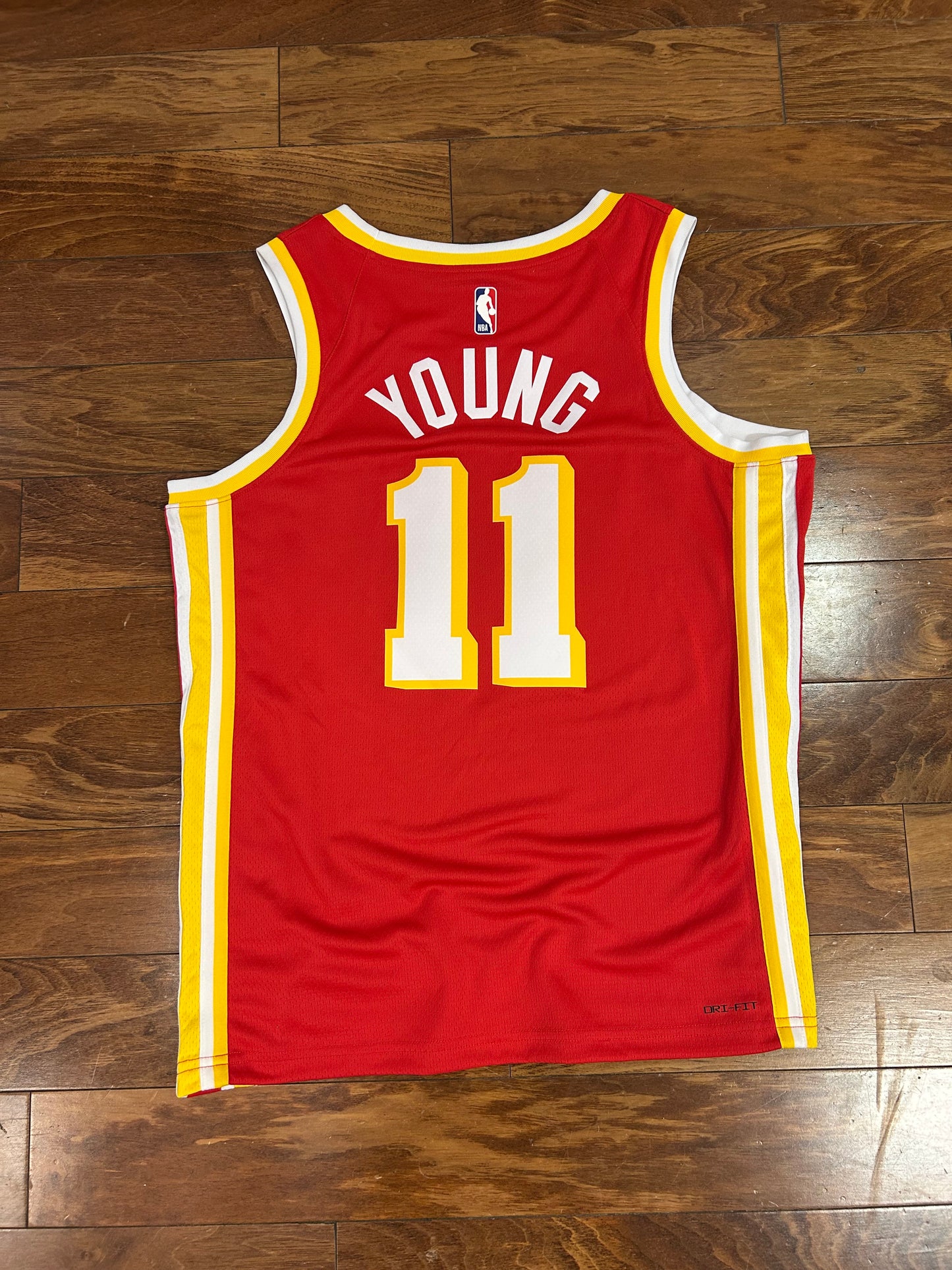 Nike Atlanta Hawks Trae Young #11 Nike NBA Jersey (L)