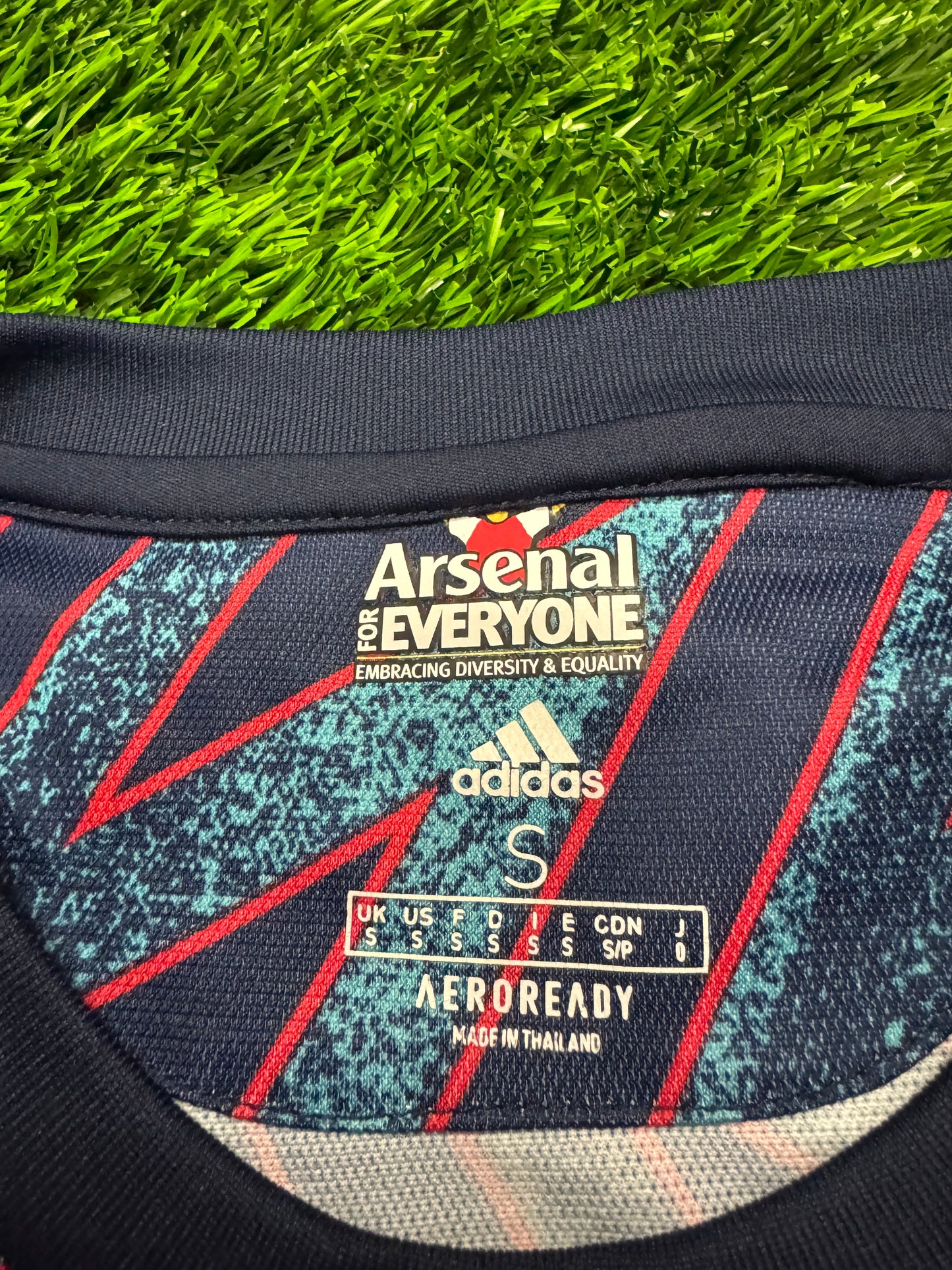 Arsenal Kieran Tierney #3 Adidas Third Jersey Emirates 2021-22 Kit (S)