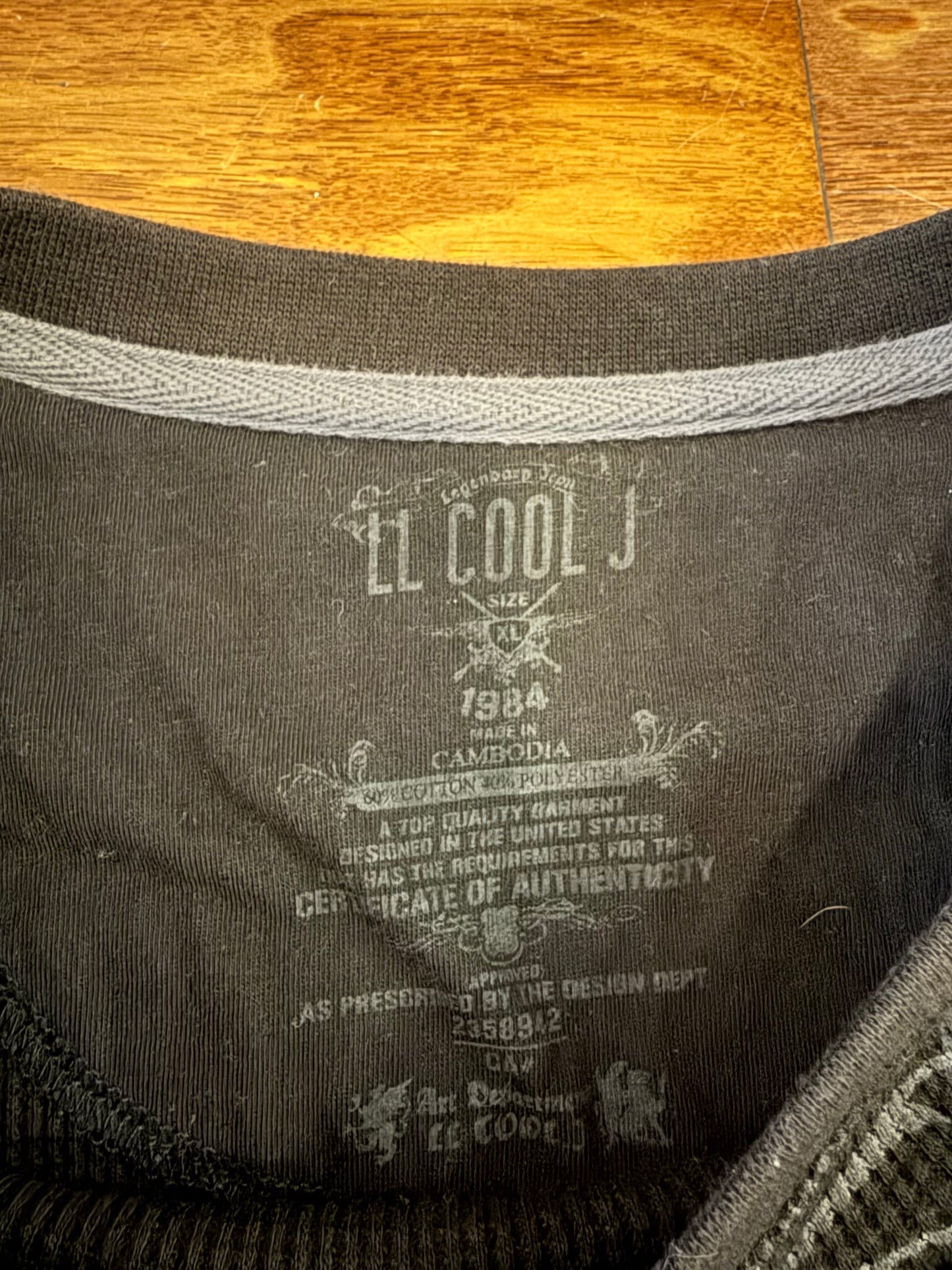00s LL Cool J Thermal Shirt (XL)