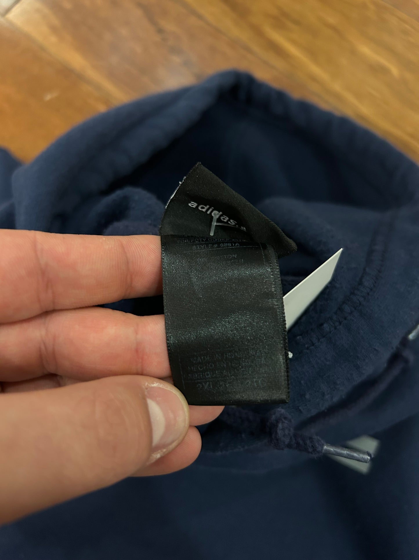 00s Charlotte Bobcats Adidas NBA Hoodie (XXL)