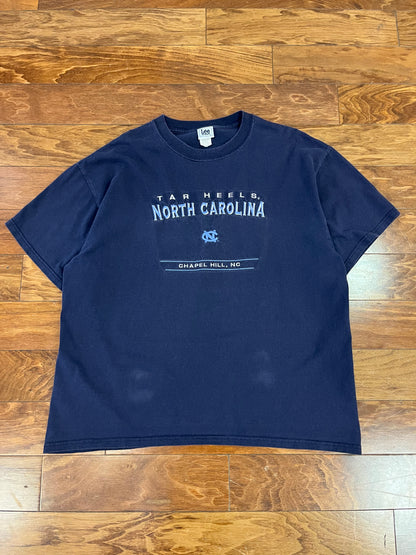 90s UNC Tar Heels Embroidered Lee Sports Tee (XL)