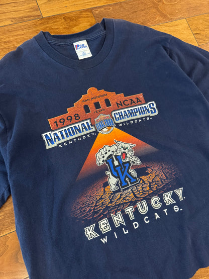 1998 Kentucky Wildcats Vintage NCAA Final Four Cropped Tee (XL)