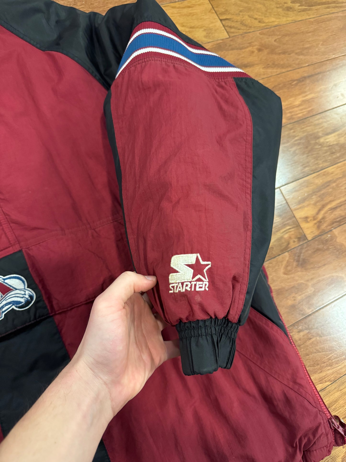 90s Colorado Avalanche Vintage NHL Starter Puffer Jacket (XL)