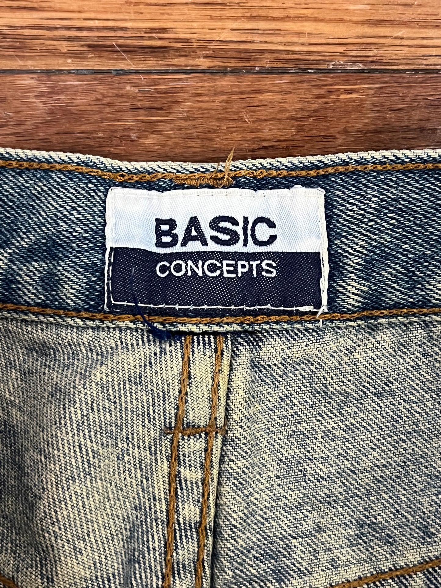 90s Basic Concepts Carpenter Shorts (30)