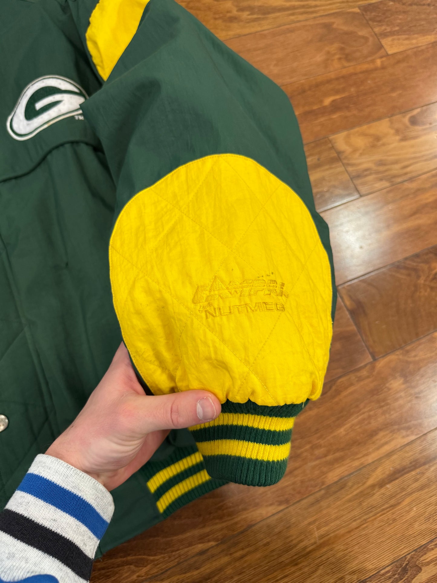 90s Green Bay Packers Nutmeg Puffer Jacket (M)