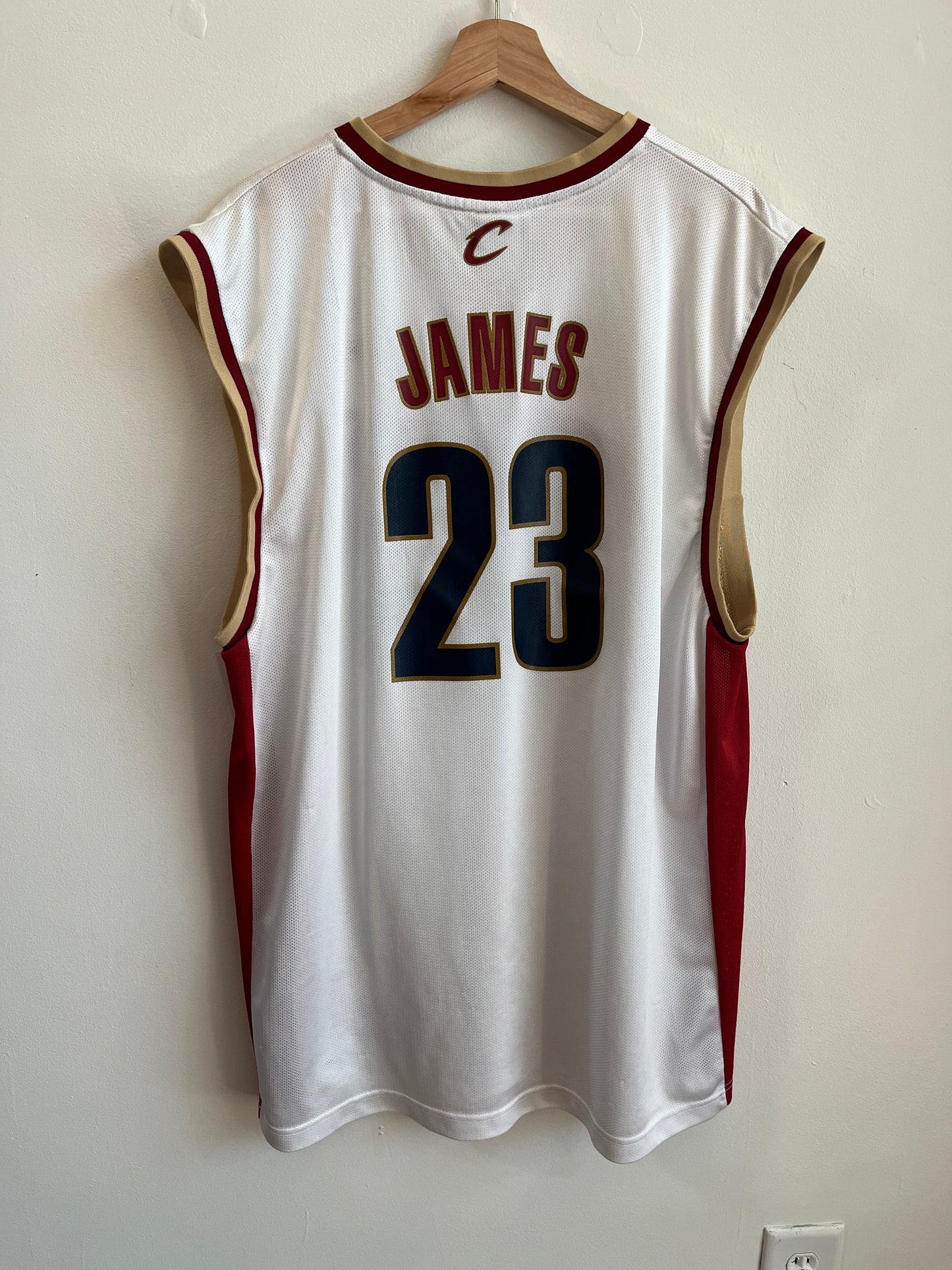 00s Cleveland Cavaliers Lebron James Reebok Away Jersey (XL)