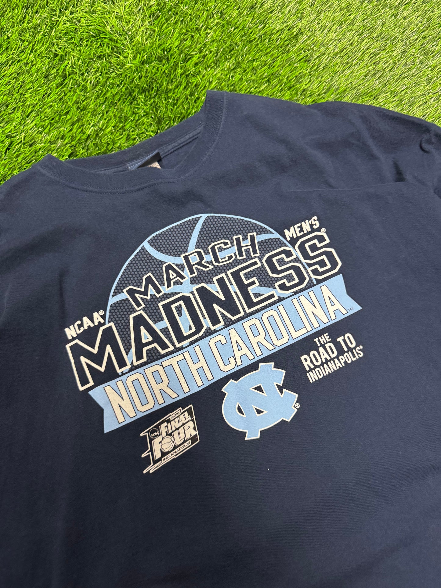 2015 University of North Carolina (UNC) March Madness Tee (XXL)