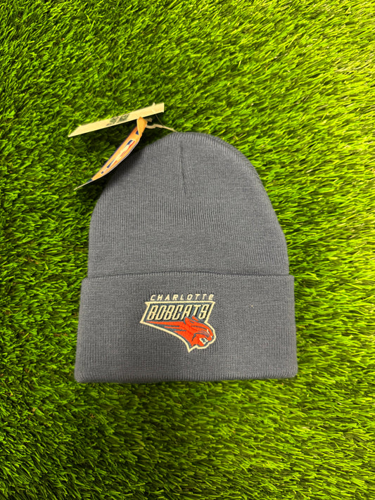 00s Charlotte Bobcats Cuffed Knit Deadstock Beanie (OS)