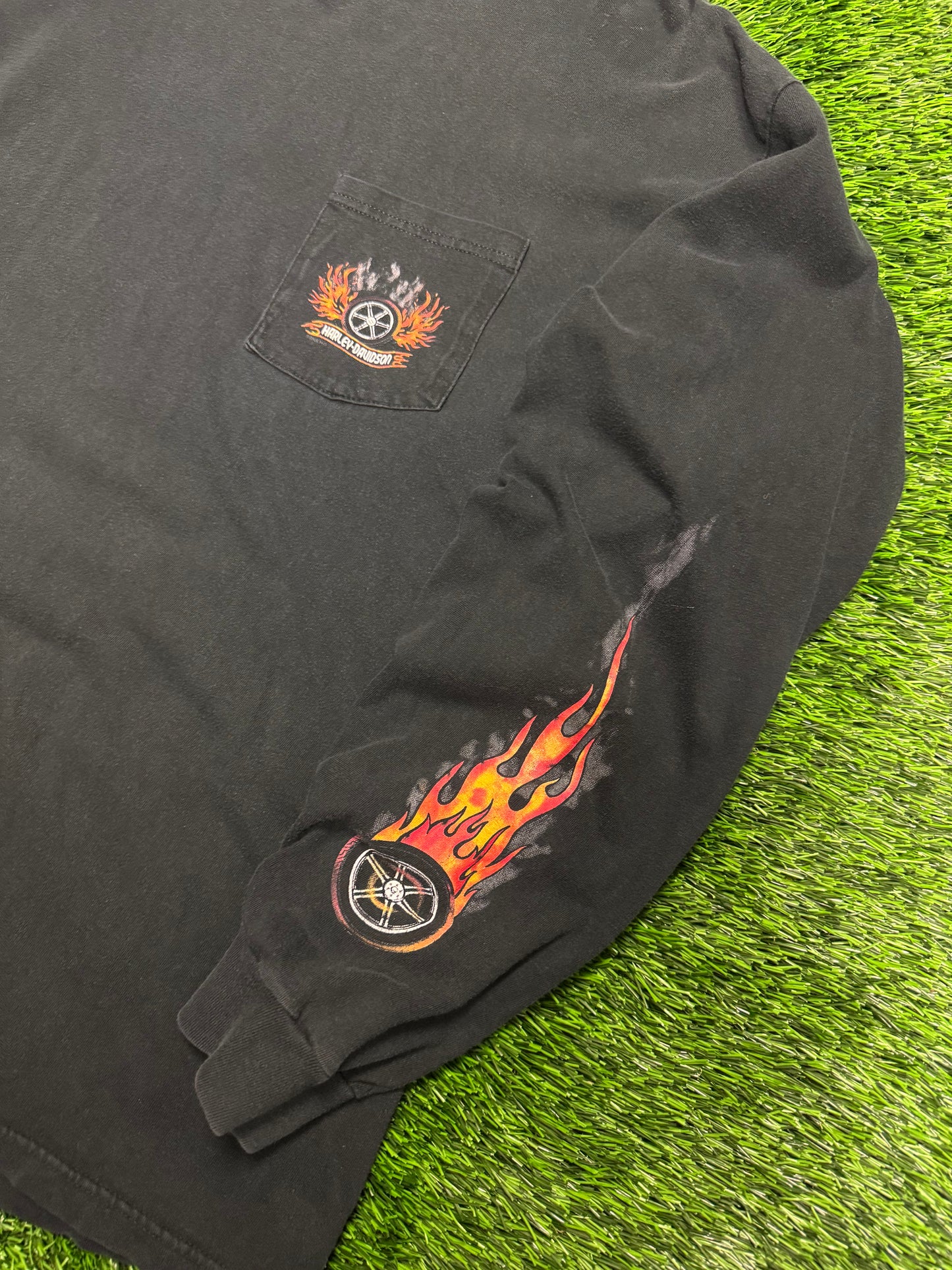 2005 Harley Davidson Flames Long Sleeve Pocket Tee (XL)