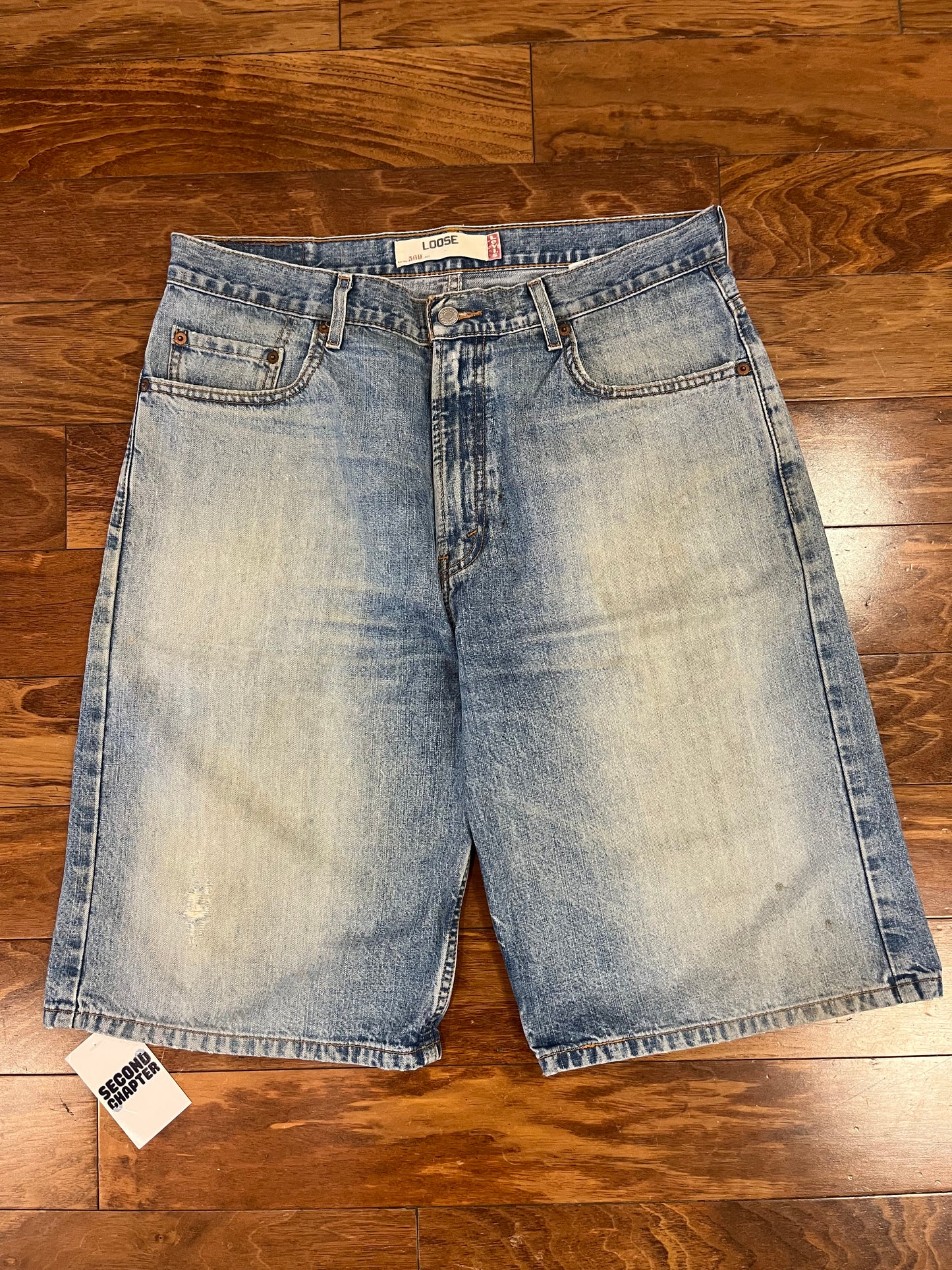 2009 Levi's 569 Baggy Shorts (34)