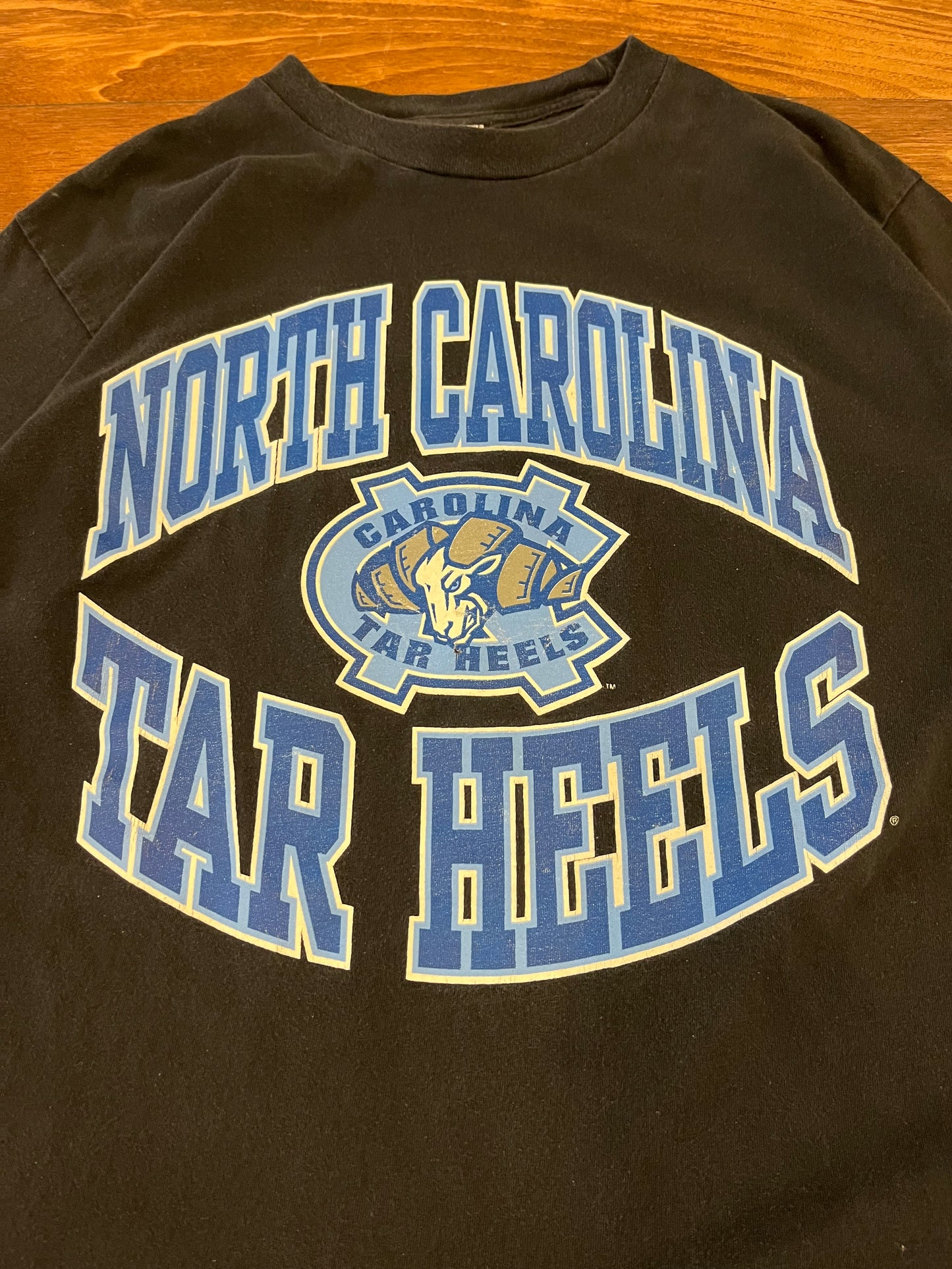 90s UNC Tar Heels Tru-Fan Black Tee (L)