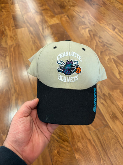 90s Charlotte Hornets Velcro Strap Hat (OS)