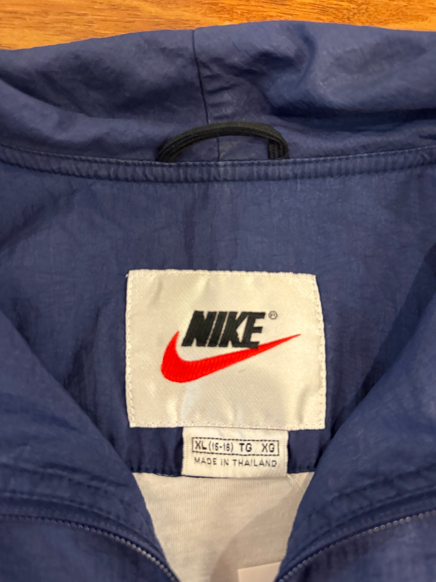 90s Nike Essential Swoosh Windbreaker (XL)