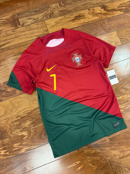 Nike Portugal Cristiano Ronaldo #7 Jersey 2022 FIFA World Cup Kit (S)