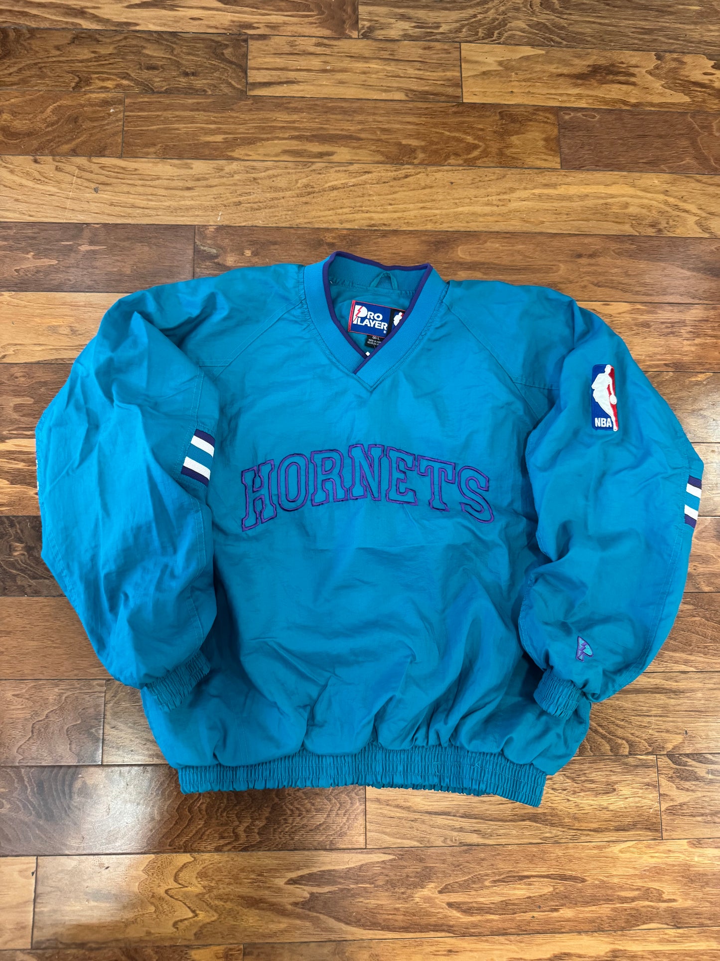 90s Charlotte Hornets Pro Player Windbreaker (L)