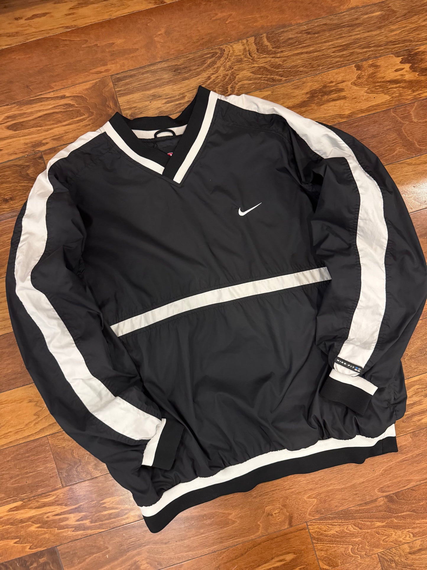 90s Nike Fit Black Windbreaker (XL)