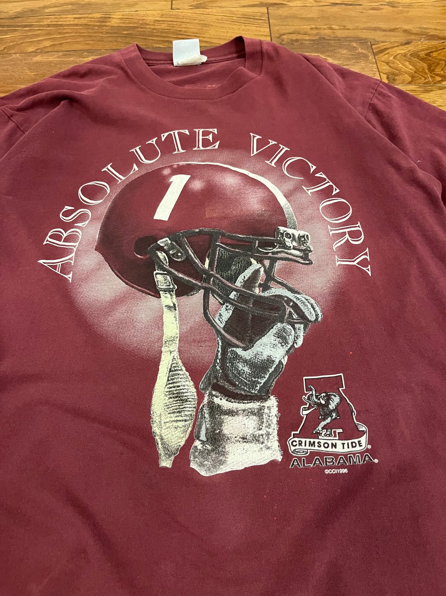 1996 University of Alabama Vintage Helmet "Absolute Victory" Tee (XL)