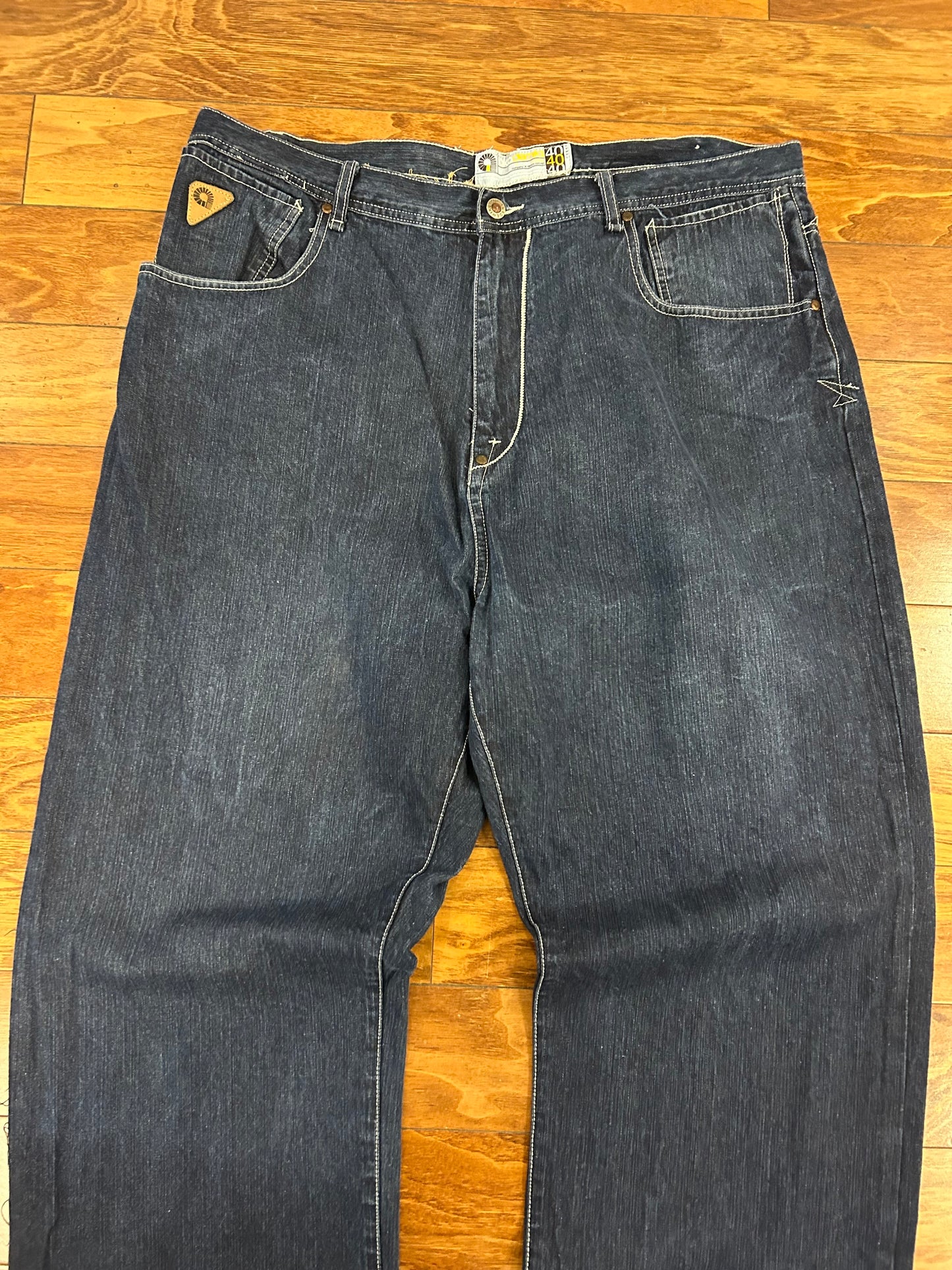 00s Akademiks Embroidered Baggy Dark Wash Jeans (40 x 34)