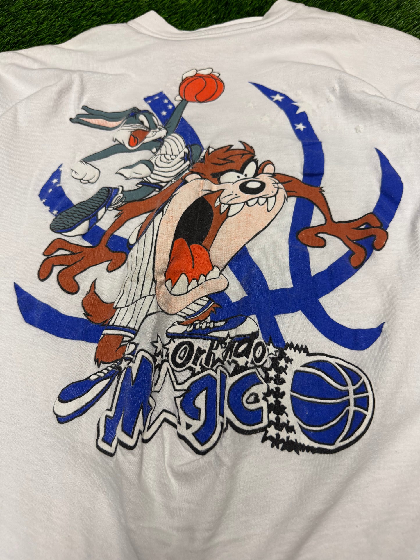 90s Orlando Magic Taz & Bugs Looney Tunes NBA Vintage Tee (XL)