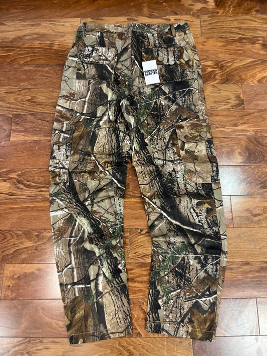 00s Ivory Outfitters Camo Pants (34 x 32)