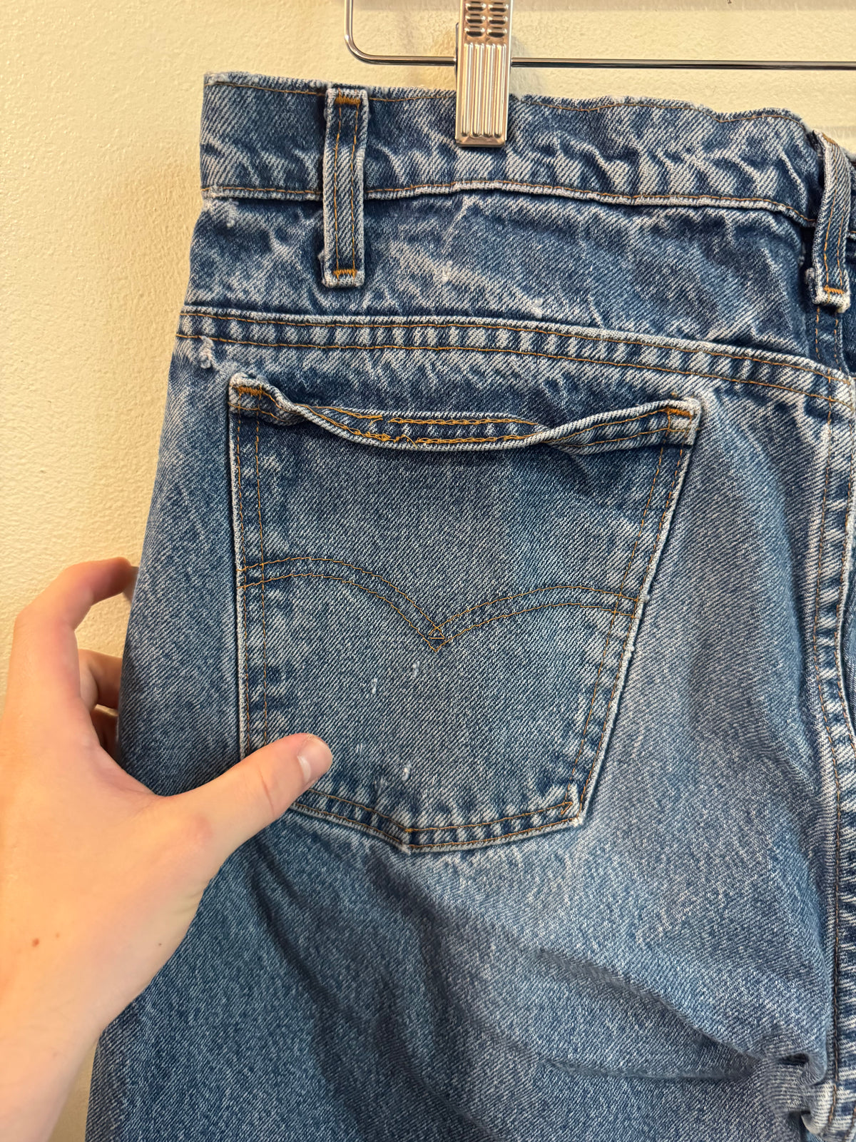 90s Levi’s 505 Orange Tab Shorts (36)