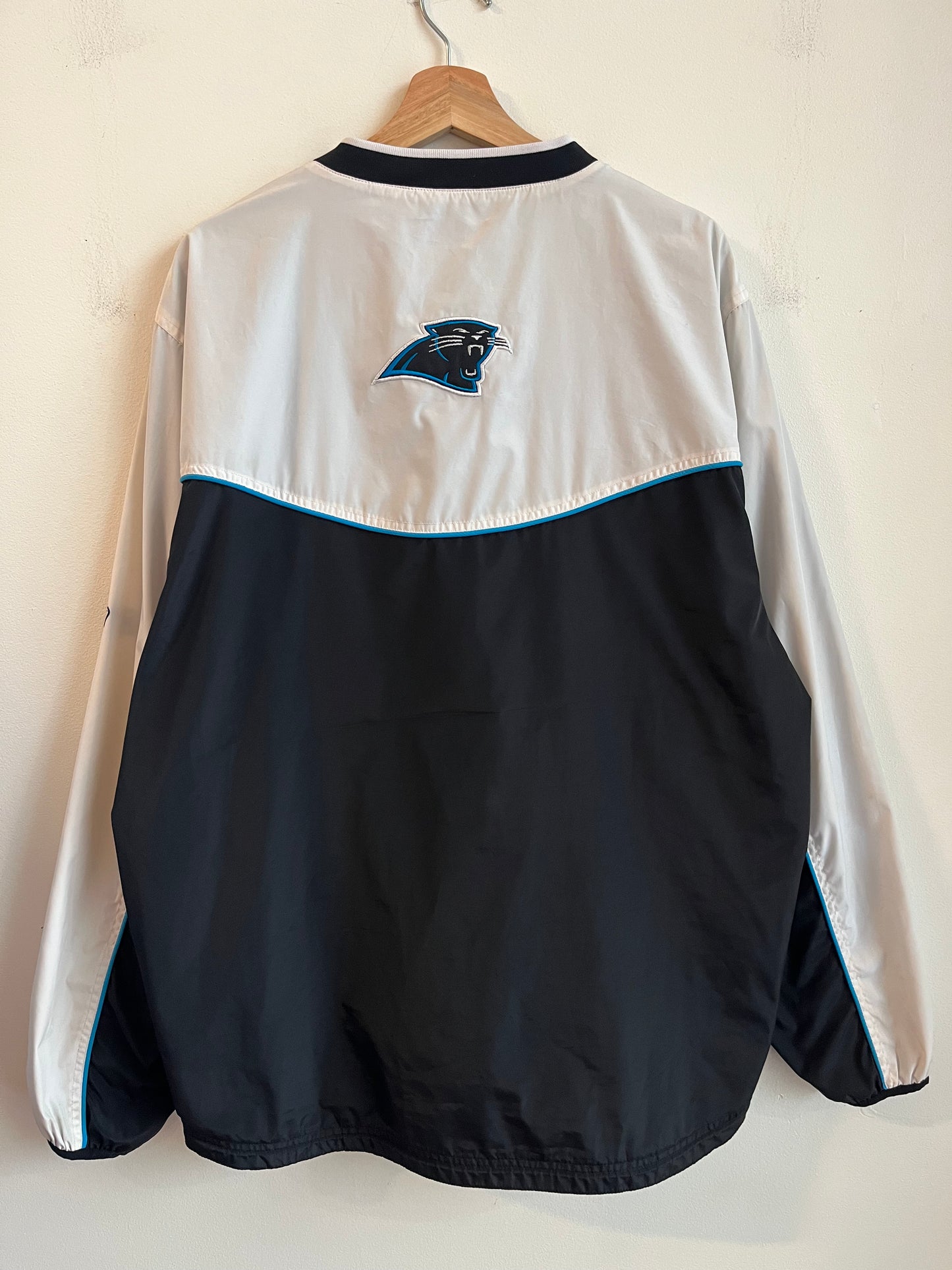 90s Carolina Panthers Reebok White & Black Windbreaker (L)