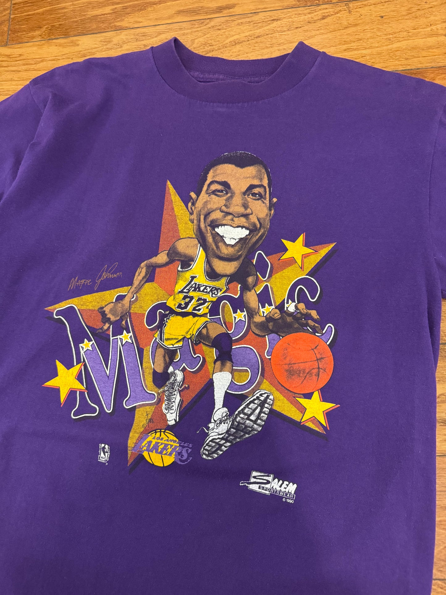 1990 Magic Johnson Los Angeles Lakers Vintage NBA Salem Caricature Tee (L)
