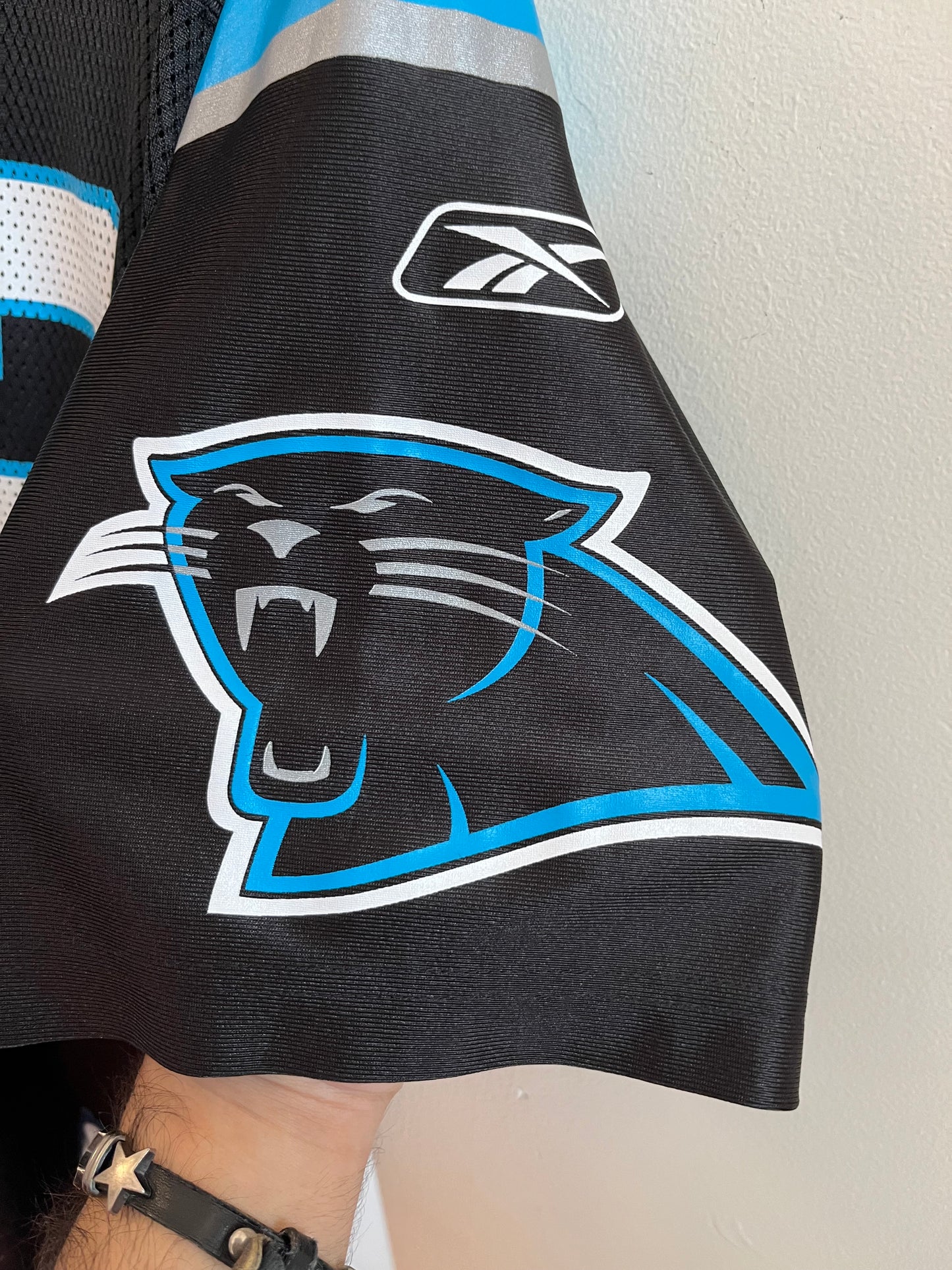 00s Carolina Panthers Jon Beason Reebok Home Jersey (M)