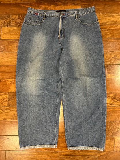 00s Bugle Boy Baggy Embroidered Jeans (42 x 30)