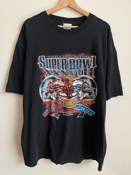 2004 New England Patriots vs Carolina Panthers NFL Super Bowl Black Tee (XL)