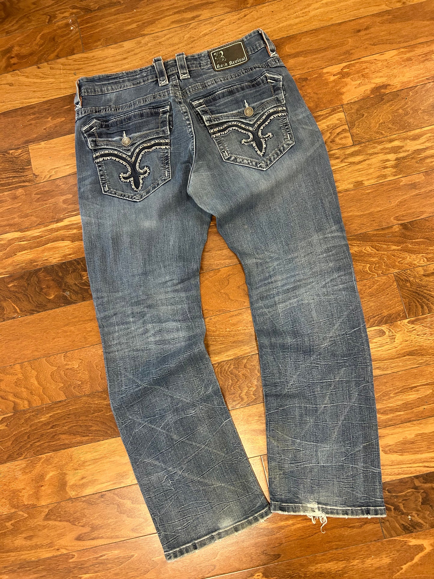 00s Rock Revival Embroidered Jeans (38 x 34)
