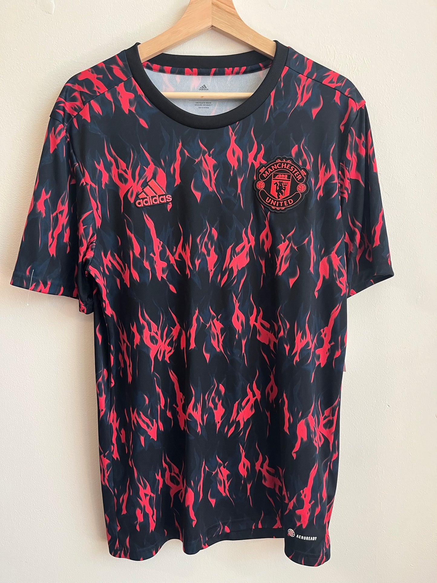 2021 Adidas Manchester United Pre-Match Soccer Jersey (M)