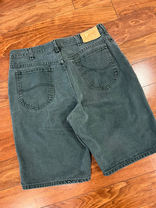 90s Lee Green Shorts (32)