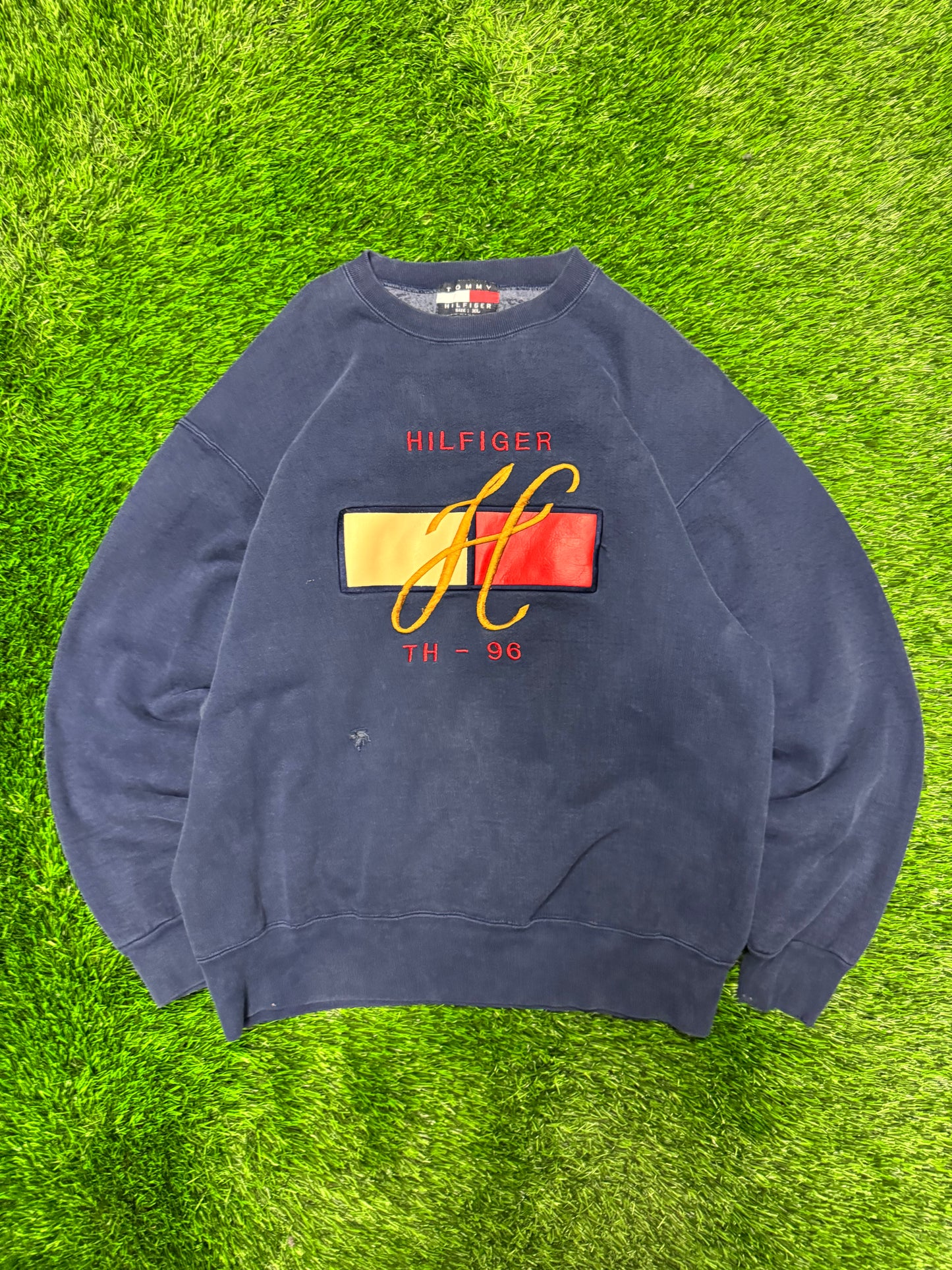 1996 Tommy Hilfiger Distressed Navy Crewneck (XL)