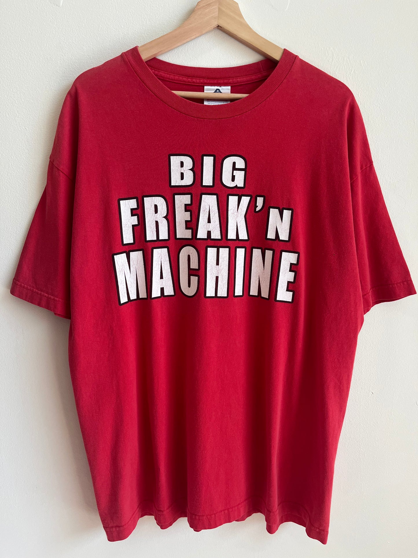2002 Kane Big Freak'n Machine Vintage WWE Wrestling Tee (XL)