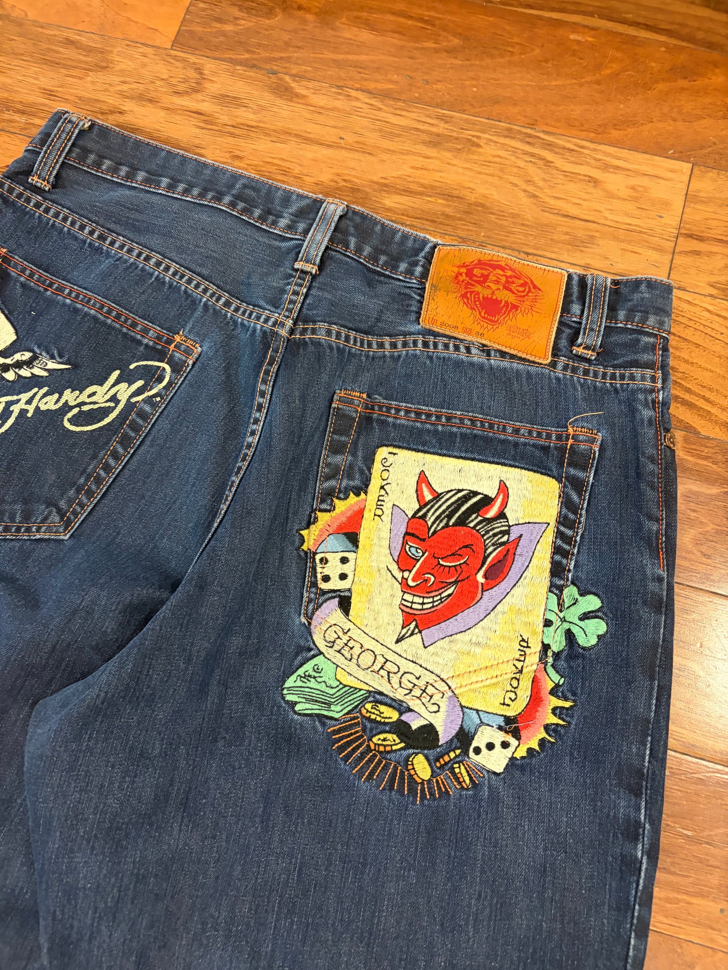 2008 Ed Hardy by Christian Audigier Embroidered Joker Shorts (38)